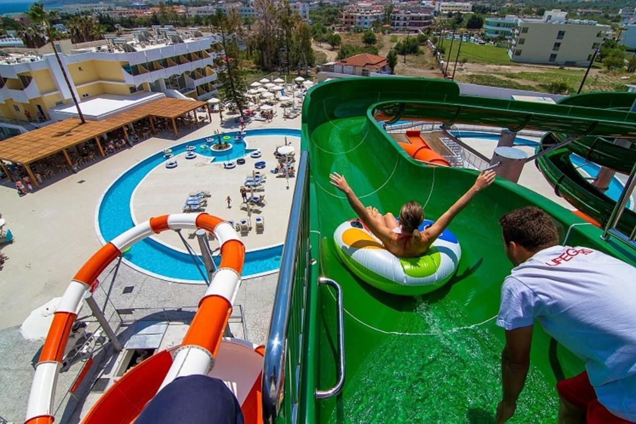 Sun Palace Hotel فاليراكي المظهر الخارجي الصورة